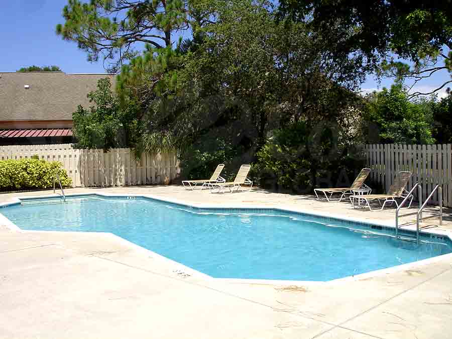 Pelican Ridge Community Pool and Sun Deck Furnishings